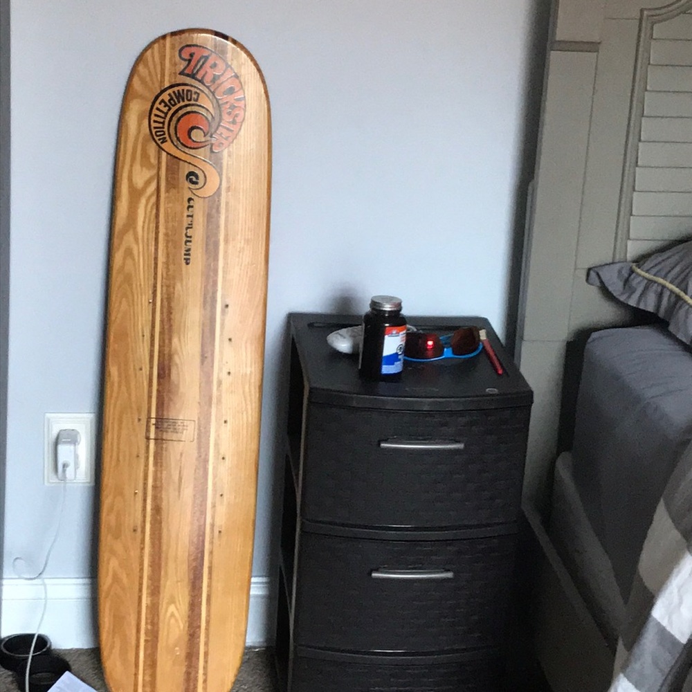 Skateboard deck(sticker bombed bottom)